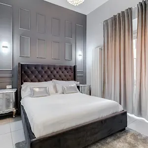 Luxury Trevi Fountain - Your Italian Holidays Apartamento Roma